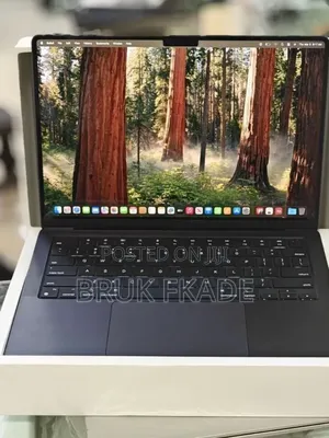 New Laptop Apple MacBook Pro 2024 M4 14-inch 16GB Apple M4 Pro SSD 1T