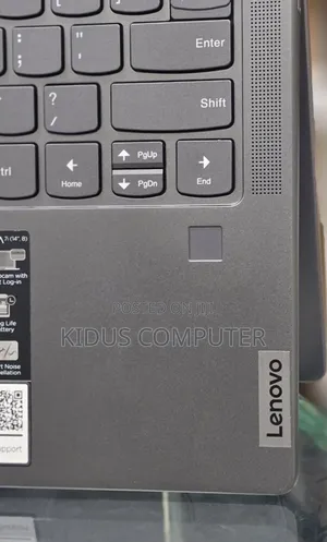 New Laptop Lenovo Yoga 7i 16GB Intel Core i7 SSD 512GB
