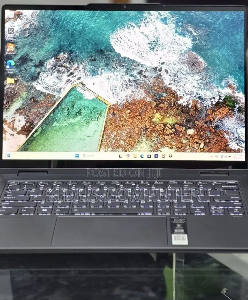 New Laptop Lenovo Yoga 7i 16GB Intel Core i7 SSD 512GB