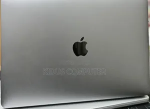 New Laptop Apple MacBook Pro 2017 16GB Intel Core i5 SSD 256GB