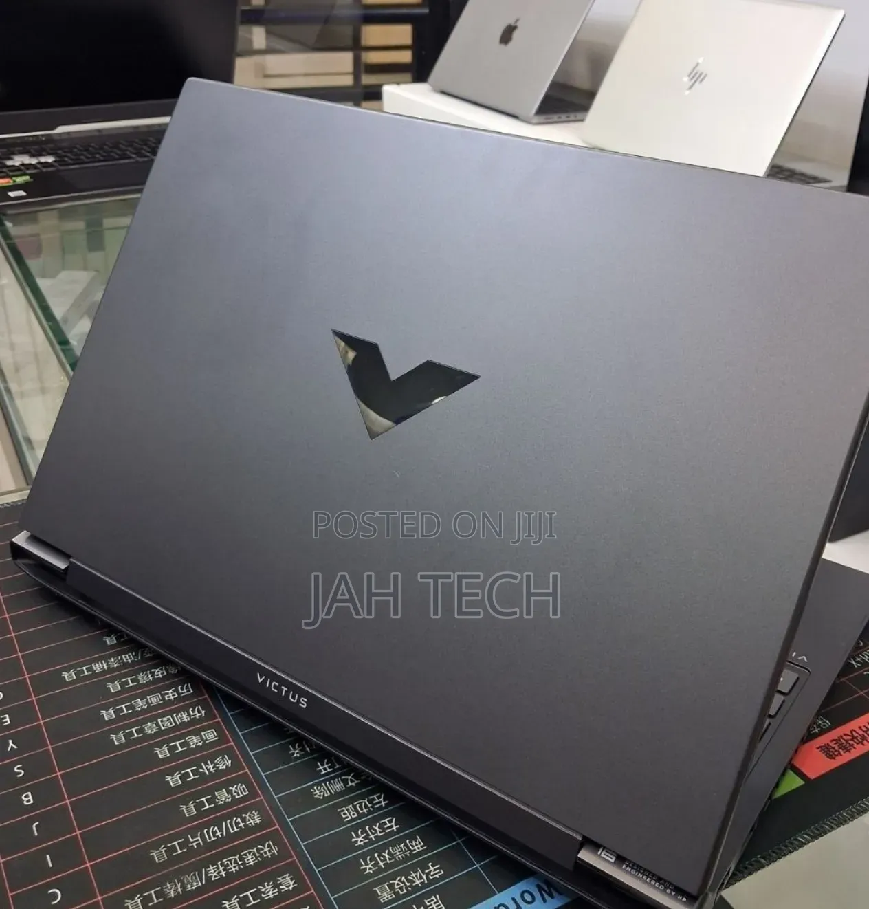 New Laptop HP 14-dq1025cl 16GB Intel Core i7 SSD 1T