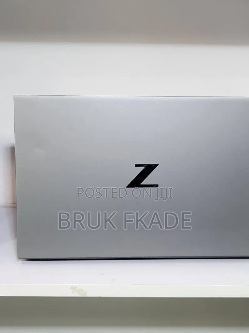 New Laptop HP ZBook 15 32GB Intel Core i9 SSD 512GB