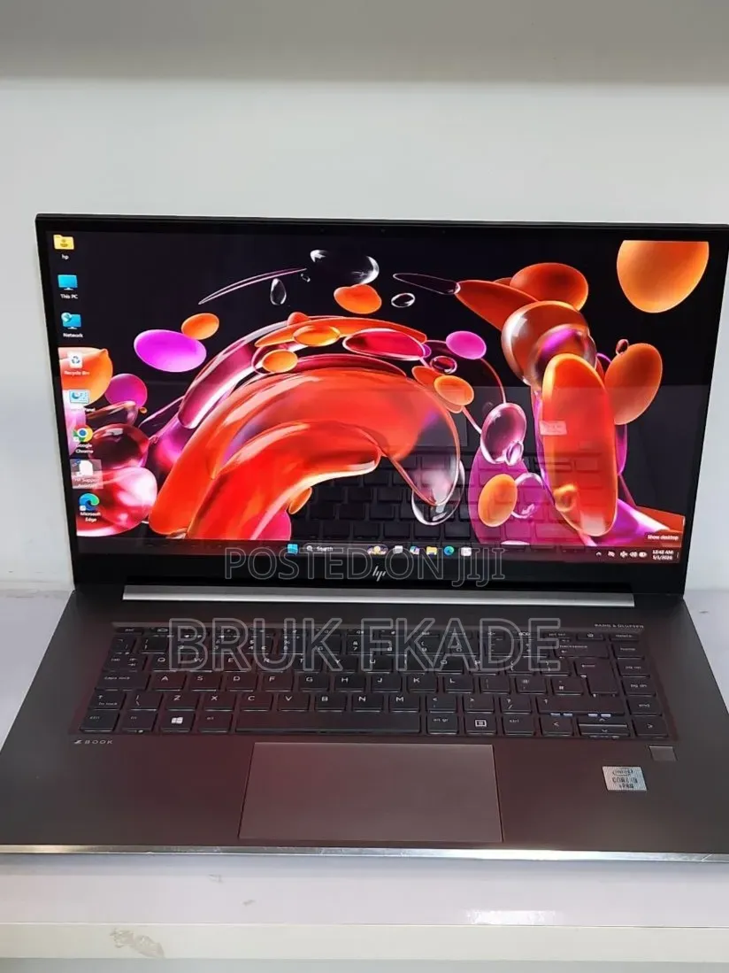 New Laptop HP ZBook 15 32GB Intel Core i9 SSD 512GB