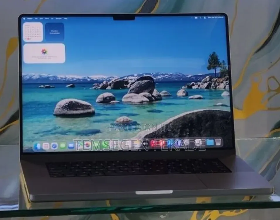 New Laptop Apple MacBook Pro 2021 M1 16GB Apple M1 Pro SSD 512GB