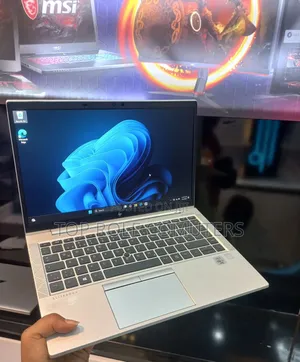New Laptop HP EliteBook 840 G5 16GB Intel Core i5 SSD 512GB