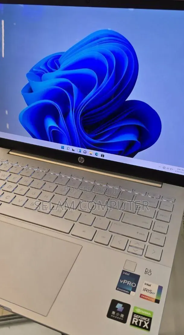 New Laptop HP Pavilion 15 16GB Intel Core i7 SSD 512GB