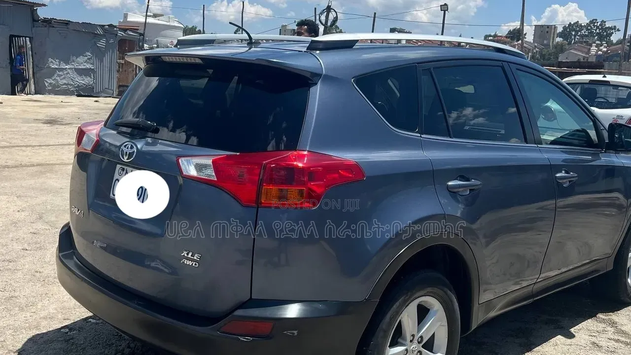 Toyota RAV4 2013 Blue