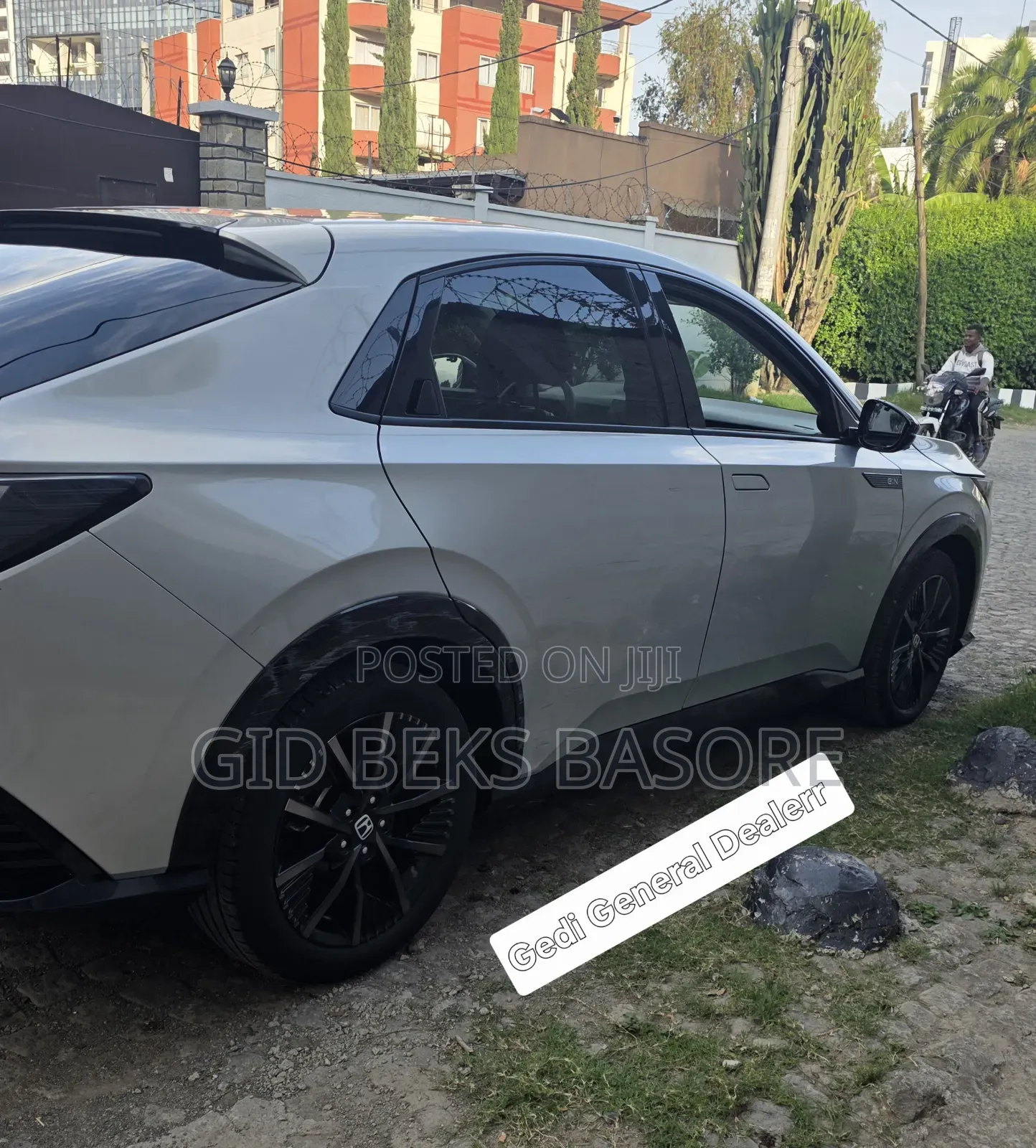 Honda e:NS2 68.8 kWh FWD 2025 Silver
