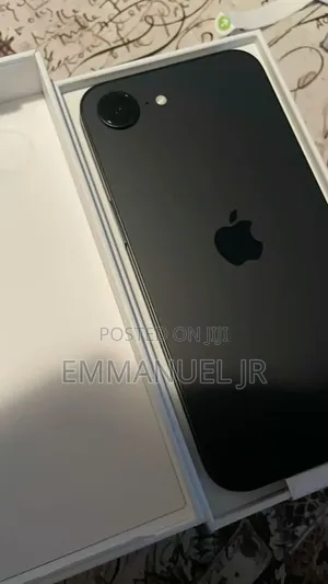 New Apple iPhone 17e 256 GB Black