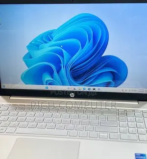 New Laptop HP Pavilion 15 8GB Intel Core i5 SSD 512GB