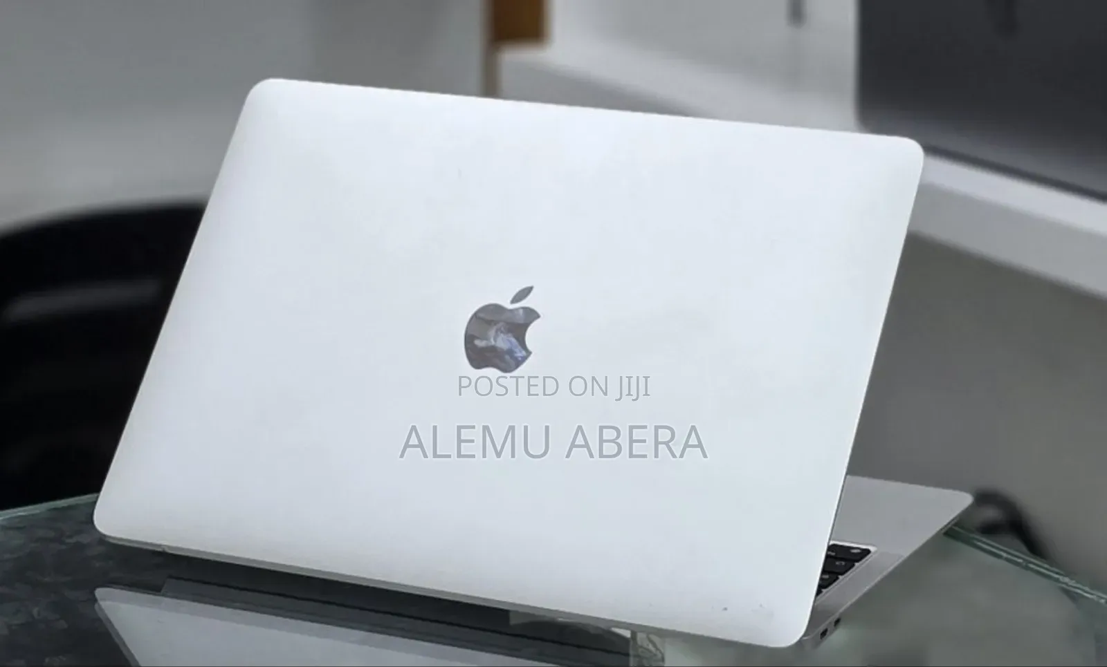 New Laptop Apple MacBook Air 2020 M1 8GB Apple M1 SSD 512GB