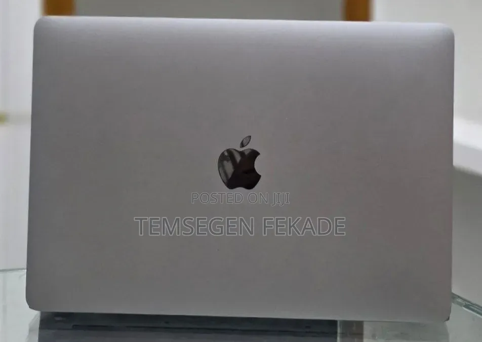 New Laptop Apple MacBook Air 2020 M1 8GB Apple M1 SSD 256GB
