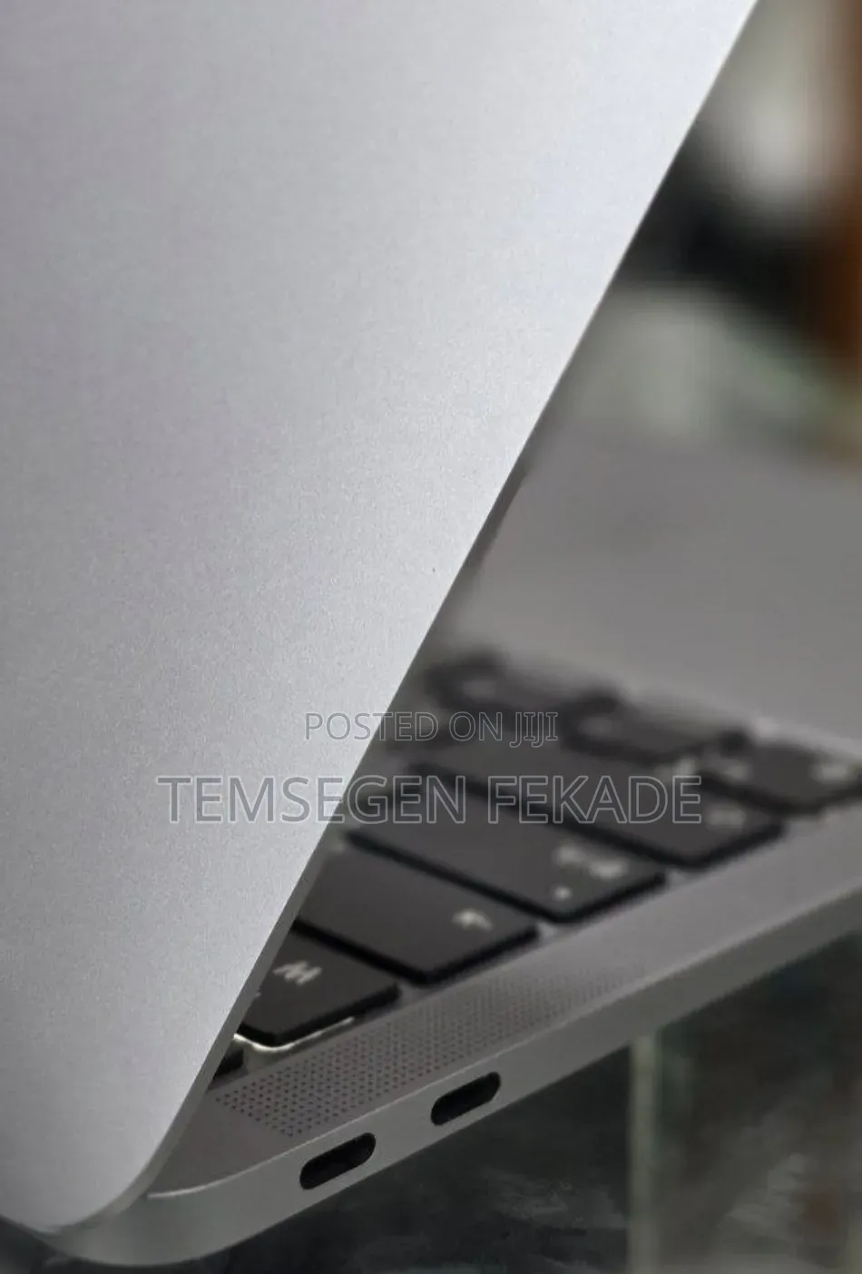 New Laptop Apple MacBook Air 2020 M1 8GB Apple M1 SSD 256GB