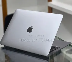 New Laptop Apple MacBook Air 2020 M1 8GB Apple M1 SSD 256GB