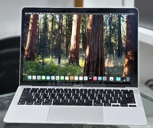 New Laptop Apple MacBook Air 2020 M1 8GB Apple M1 SSD 512GB
