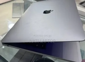 New Laptop Apple MacBook Pro 2017 8GB Intel Core i5 SSD 128GB