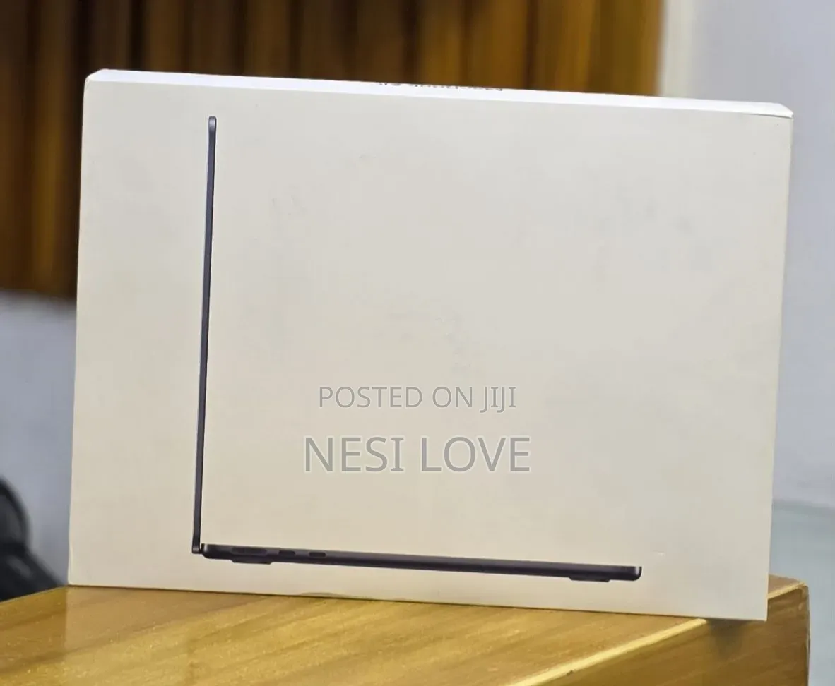 New Laptop Apple MacBook Air 2026 M5 13-inch 16GB SSD 512GB