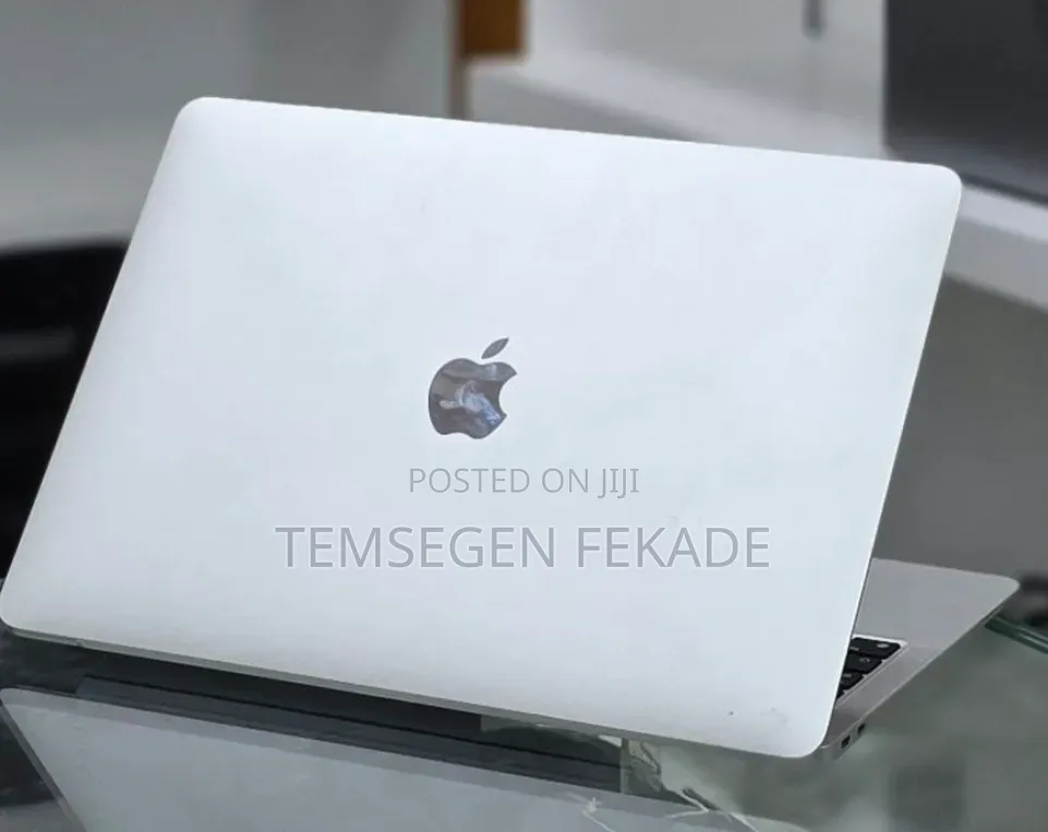 New Laptop Apple MacBook Air 2020 M1 8GB Apple M1 SSD 512GB