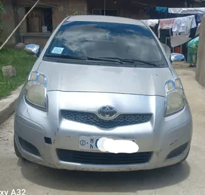 Toyota Yaris 2009 Silver