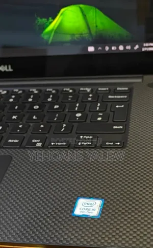 New Laptop Dell XPS 15 16GB Intel Core i9 SSD 512GB