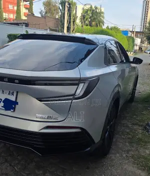 Honda e:NS2 68.8 kWh FWD 2025 Gold