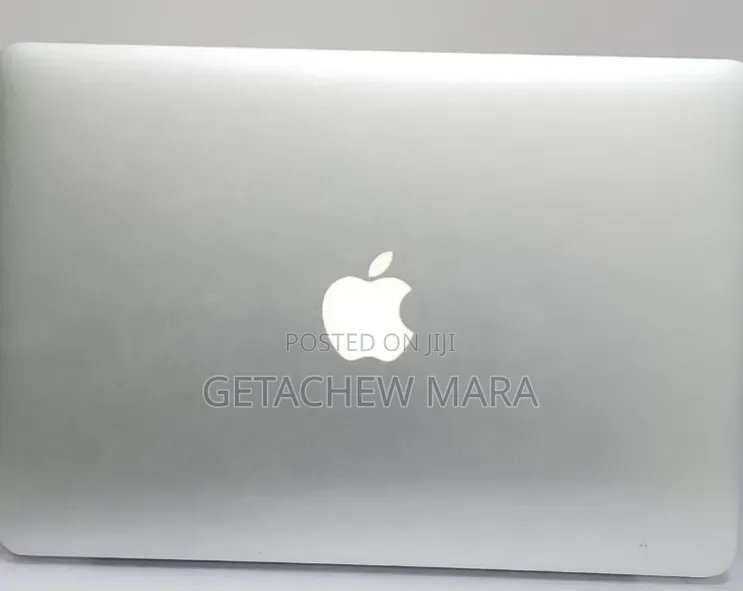 New Laptop Apple MacBook 2015 8GB Intel Core i5 SSD 128GB