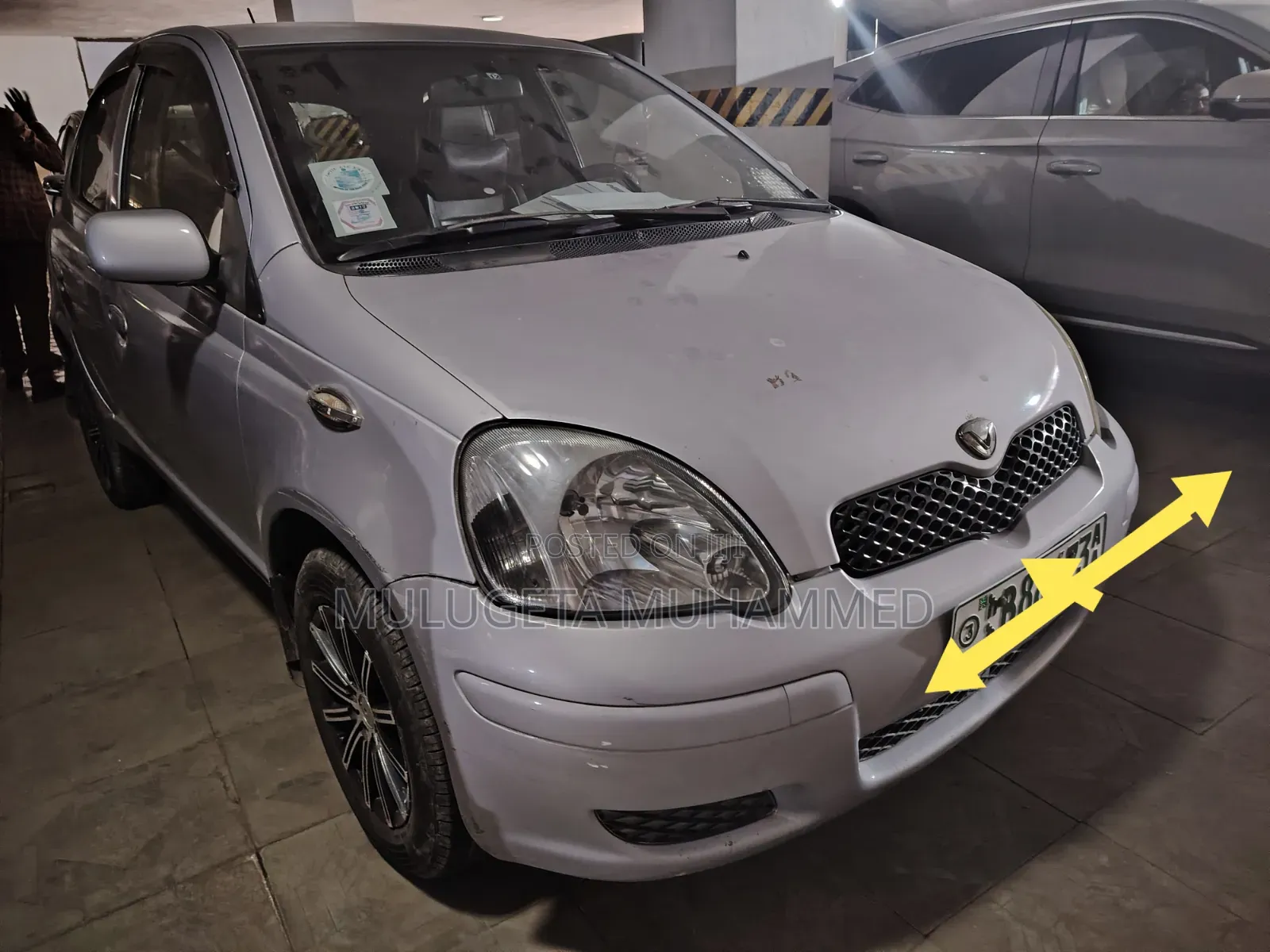 Toyota Vitz 2004 Silver