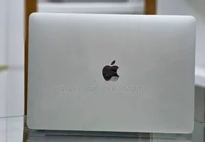 New Laptop Apple MacBook Air 2020 M1 8GB Apple M1 SSD 512GB