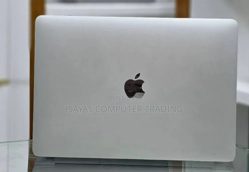 New Laptop Apple MacBook Air 2020 M1 8GB Apple M1 SSD 512GB