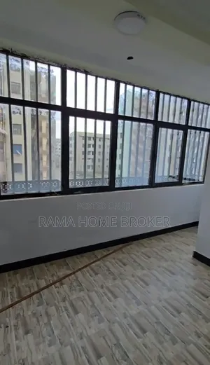 Furnished 2bdrm Condo in ቦሌ አራብሳ ኮንዶሚኒየም, Yeka for sale