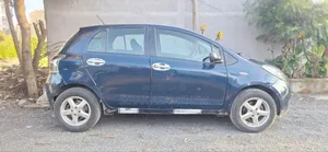 Toyota Yaris 2006 Blue