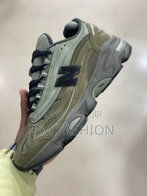 New Balance 1000