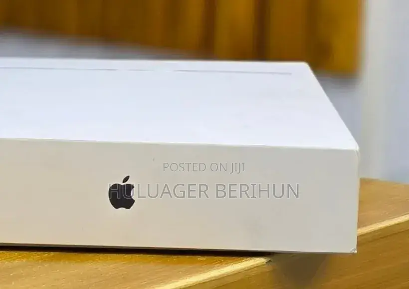 New Laptop Apple MacBook Air 2026 M5 13-inch 16GB Apple M5 SSD 512GB