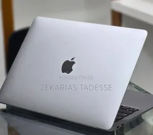 New Laptop Apple MacBook Air 2020 M1 16GB Apple M1 SSD 256GB