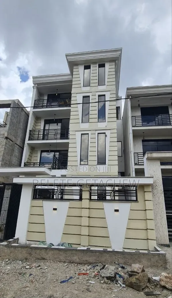 8bdrm House in Ayat, G+3 Luxury, Bole for sale