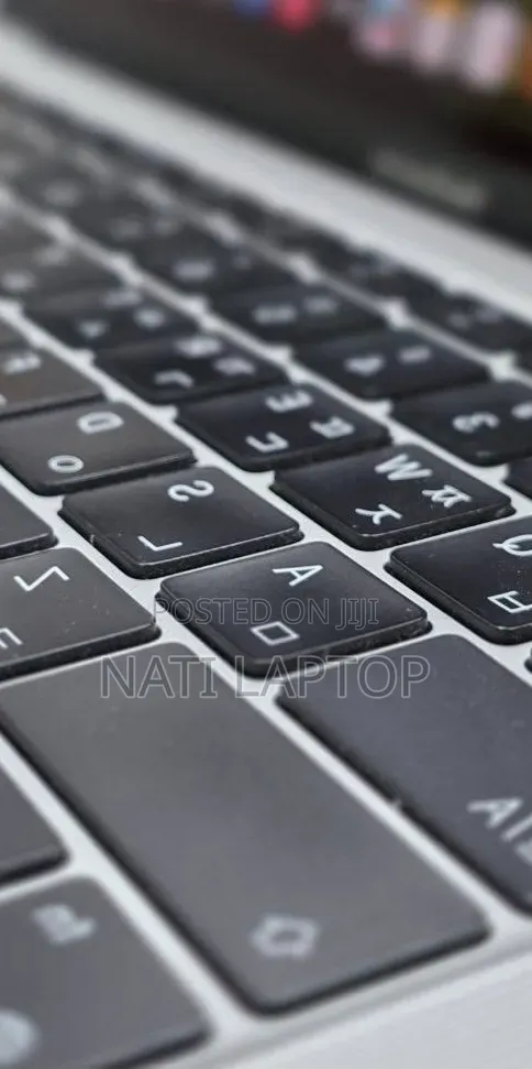New Laptop Apple MacBook Air 2020 M1 8GB Apple M1 SSD 512GB