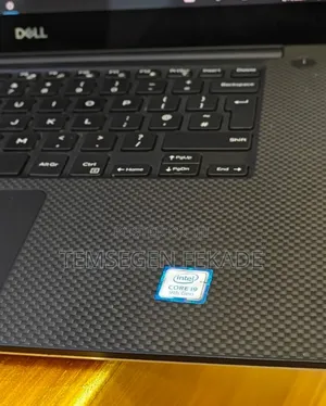 New Laptop Dell XPS 15 16GB Intel Core i9 SSD 512GB