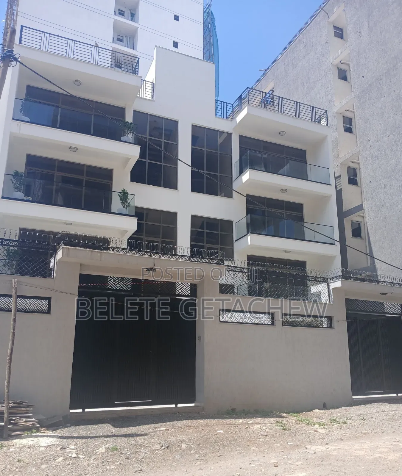 8bdrm House in Ayat, G+3 Luxury, Bole for sale