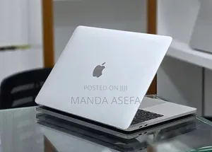 New Laptop Apple MacBook Air 2019 16GB Intel Core i7 SSD 256GB
