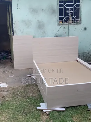 120cm Bed ** Free Delivery Included **