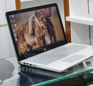New Laptop HP Pavilion 15 8GB Intel Core i7 SSD 512GB