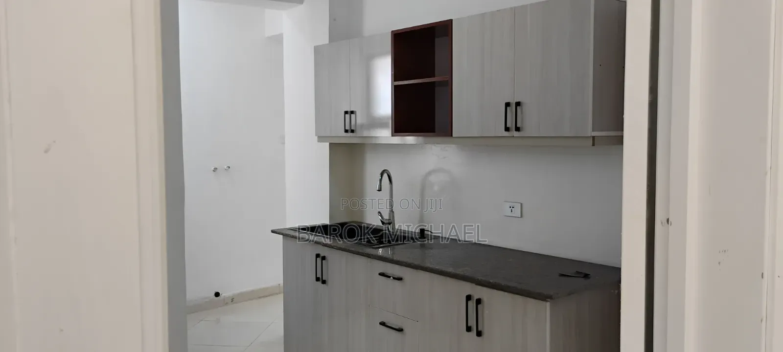 3bdrm Apartment in Africon, Bole for rent