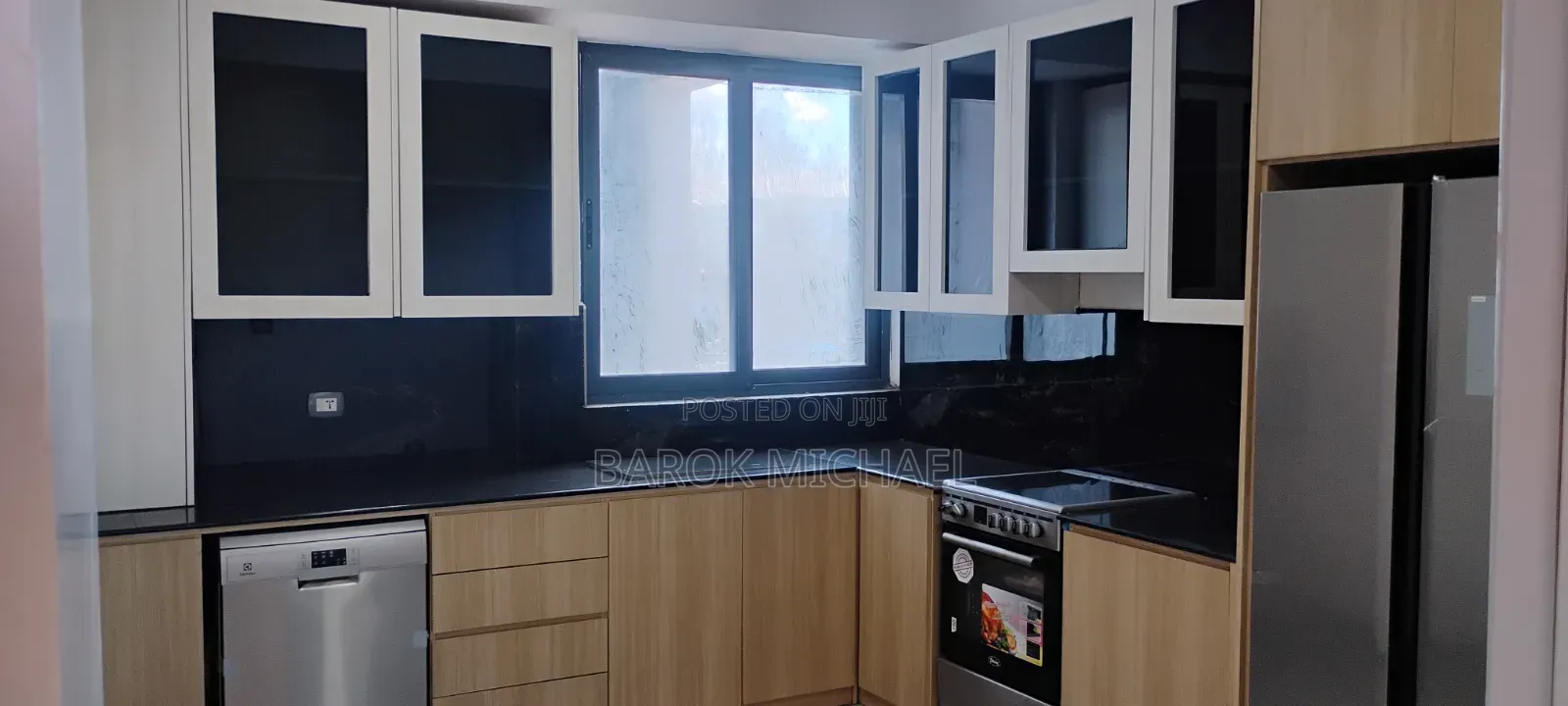 3bdrm Apartment in Royal, Bole for rent