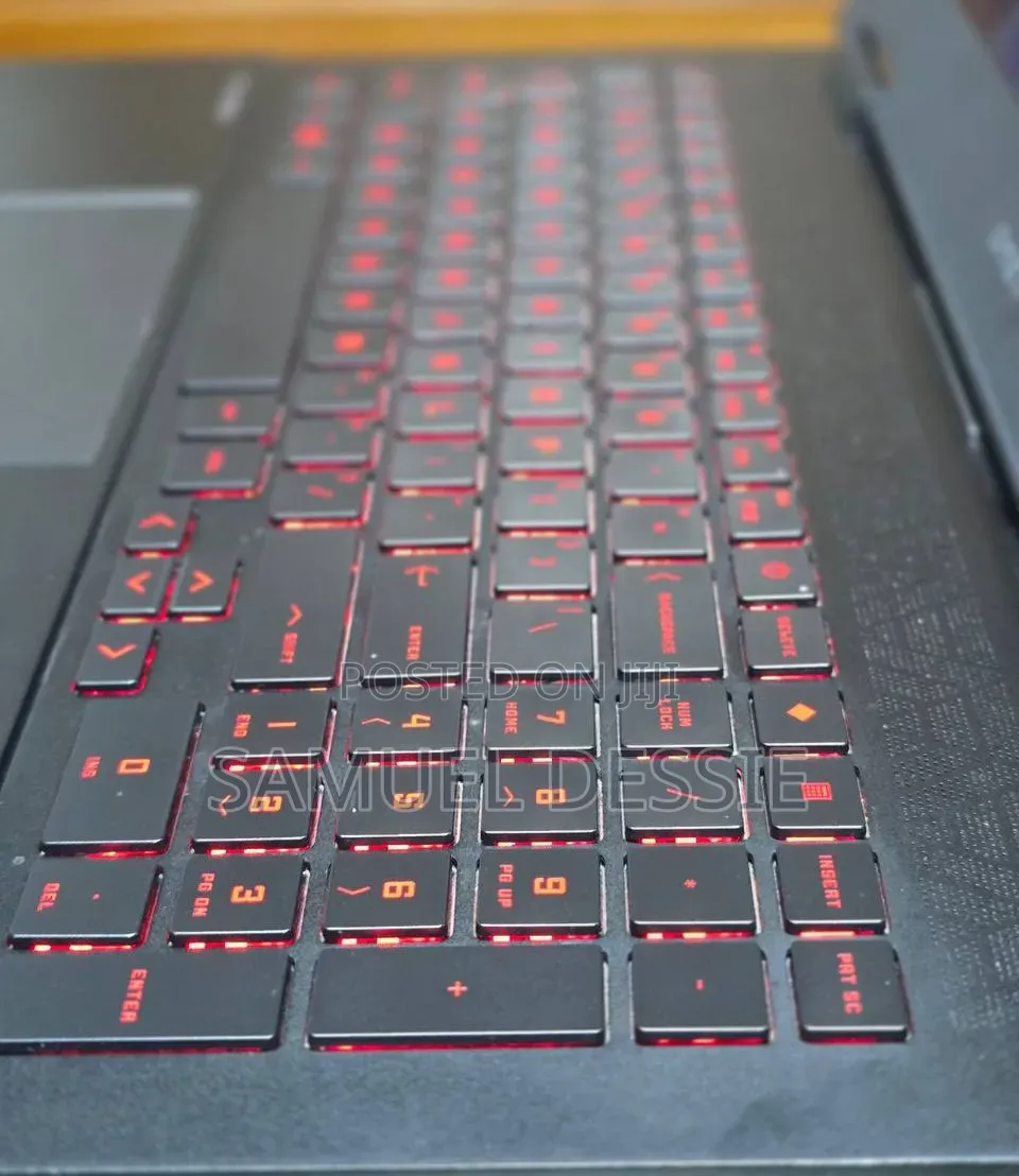 New Laptop HP Omen 15 16GB Intel Core i7 SSD 512GB