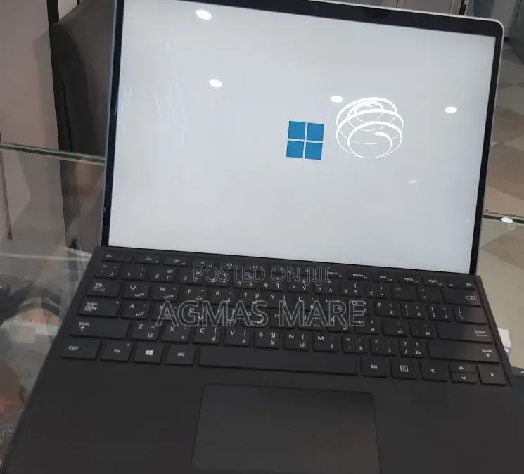 New Laptop Microsoft Surface Pro 9 16GB Intel Core i7 SSD 512GB