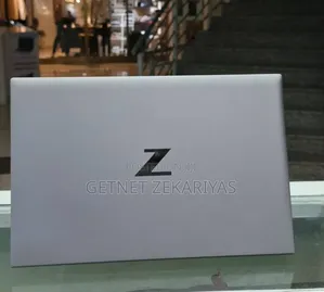 New Laptop HP ZBook Firefly 14 G7 16GB Intel Core i7 SSD 512GB