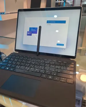 New Laptop Microsoft Surface Pro 9 16GB Intel Core i7 SSD 512GB