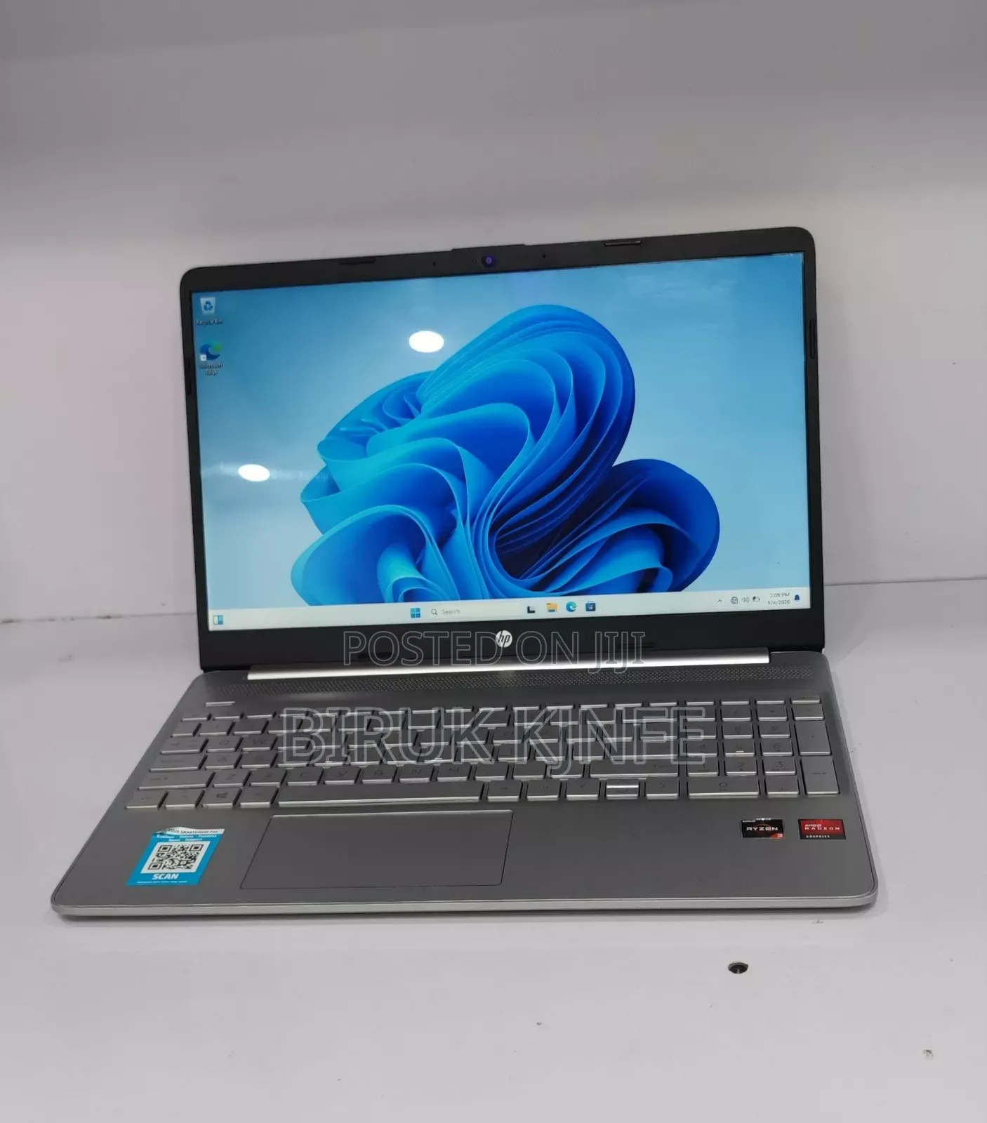 New Laptop HP Stream Notebook 8GB AMD Ryzen 3 SSD 256GB
