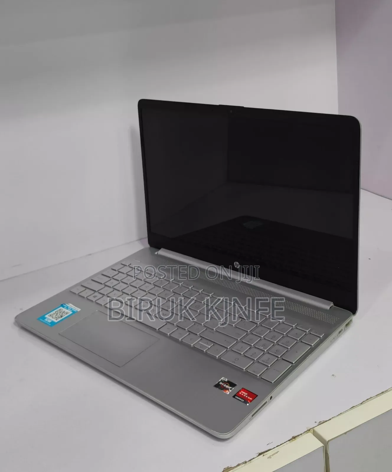 New Laptop HP Stream Notebook 8GB AMD Ryzen 3 SSD 256GB