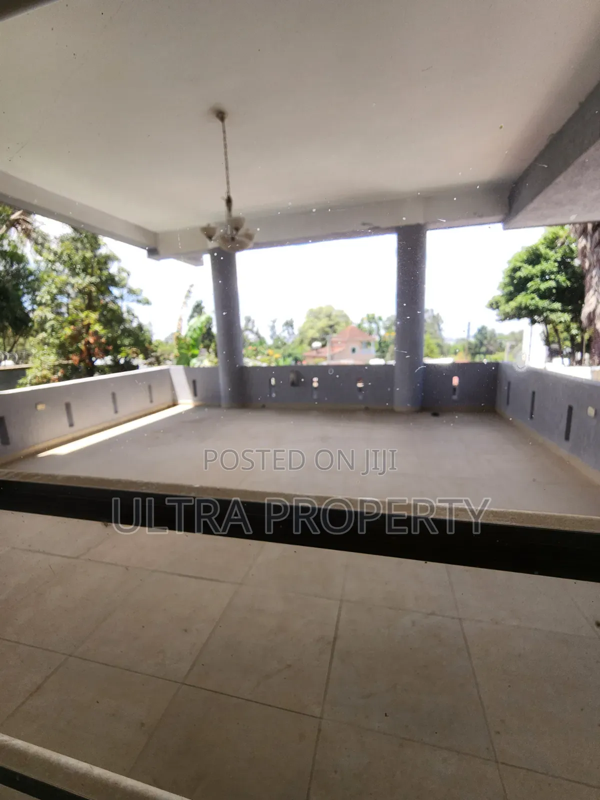 5bdrm House in Bole for rent